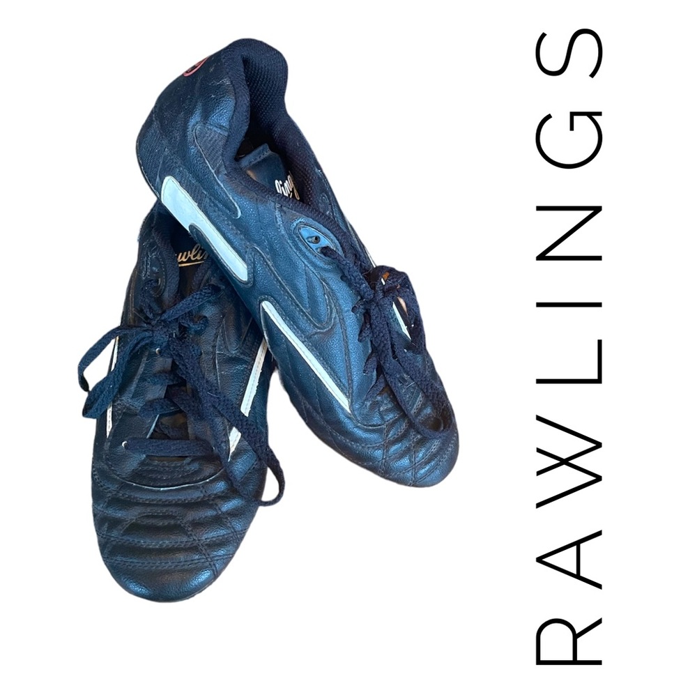 9.5 Rawlings men's baseball cleats